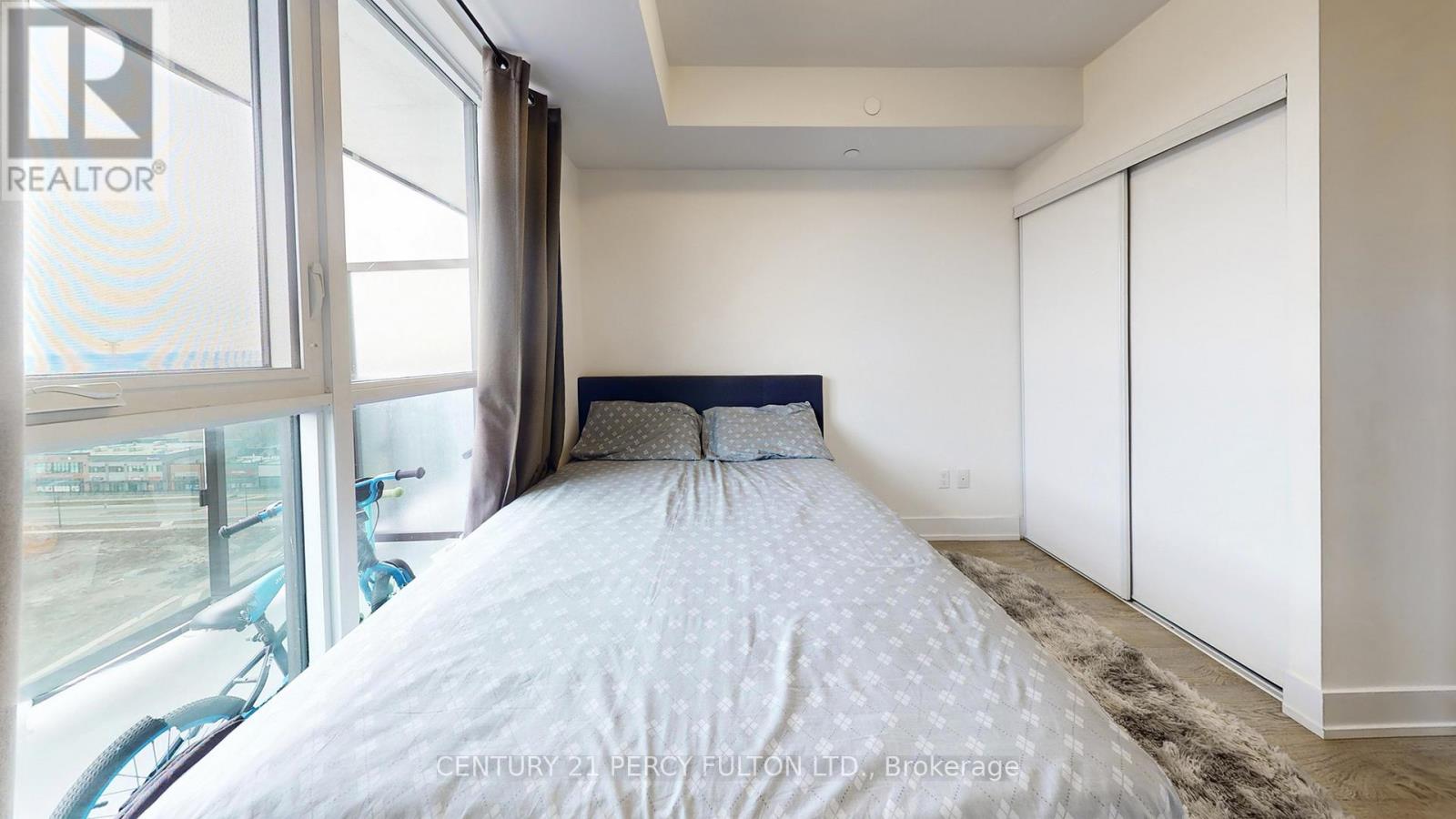 #1504 2550 SIMCOE STREET N - 22