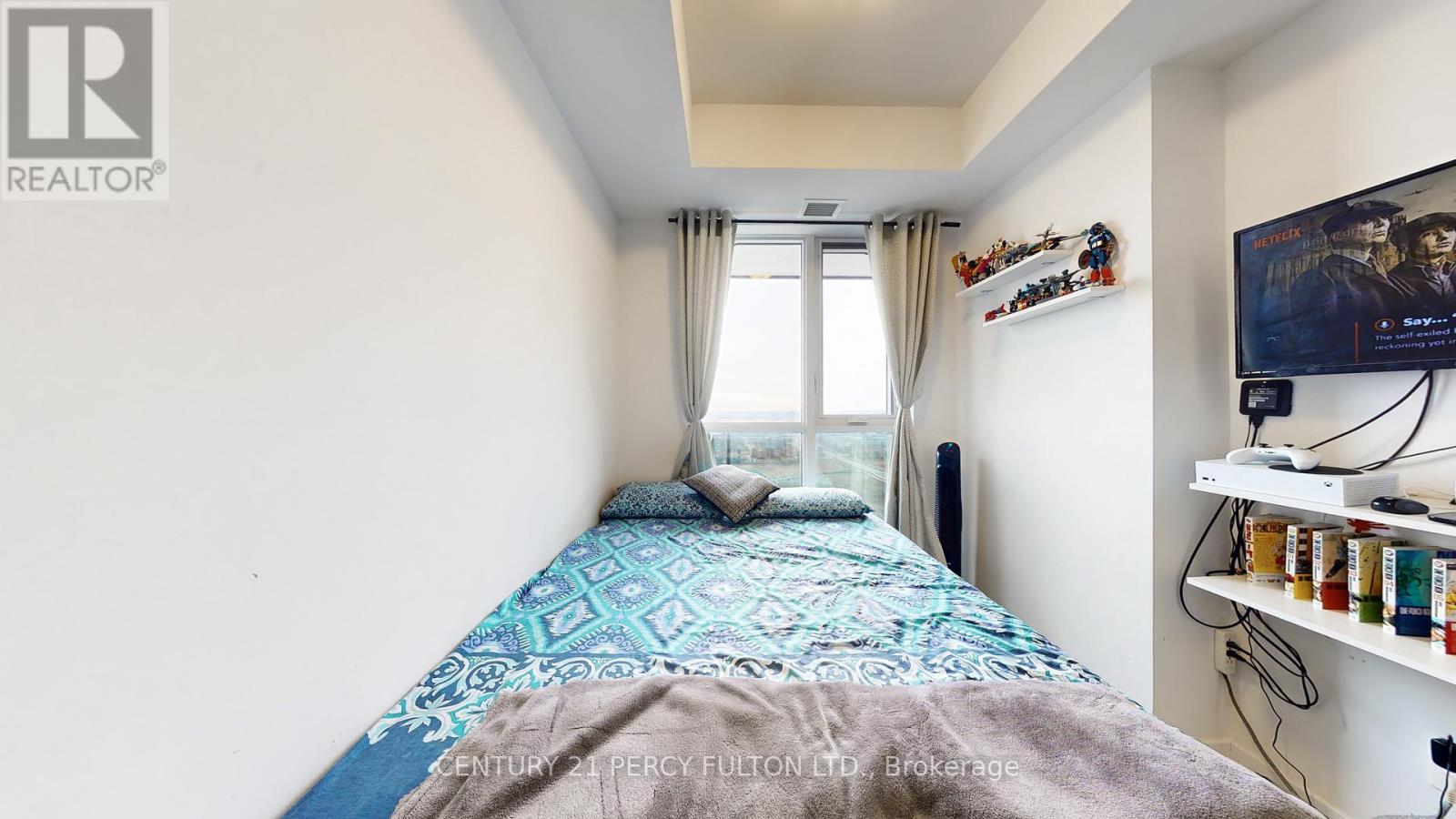 #1504 2550 SIMCOE STREET N - 26