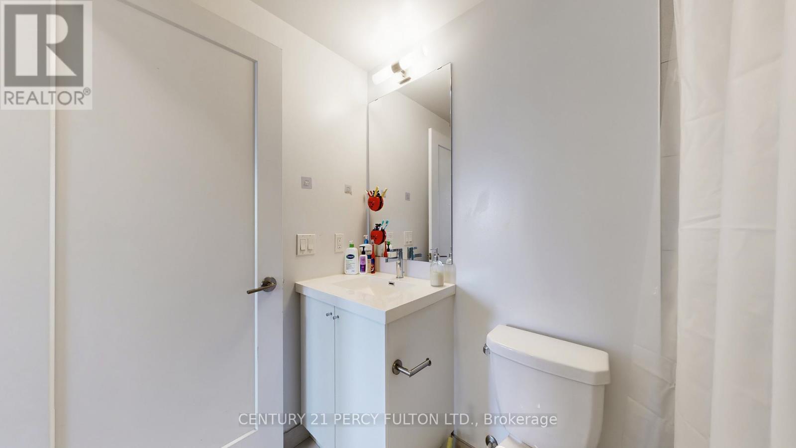 #1504 2550 SIMCOE STREET N - 29
