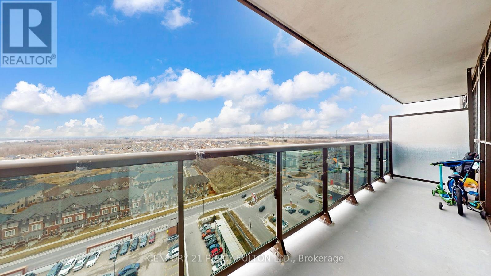 #1504 2550 SIMCOE STREET N - 34