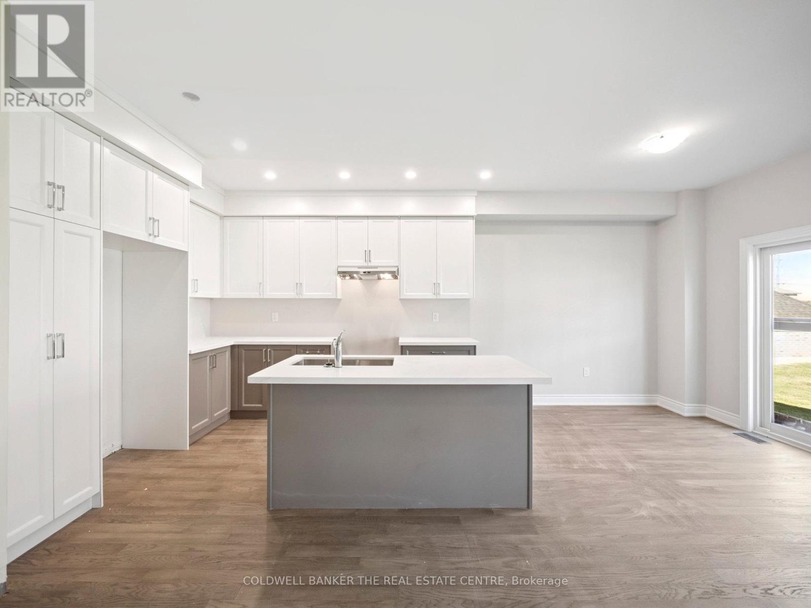 13 HILDRED CUSHING WAY - 11