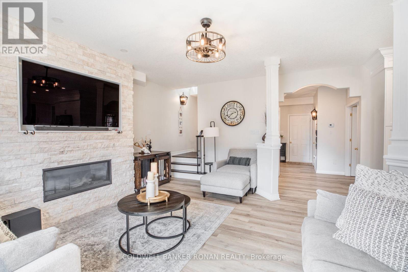 11 SHEPHARD AVENUE - 15