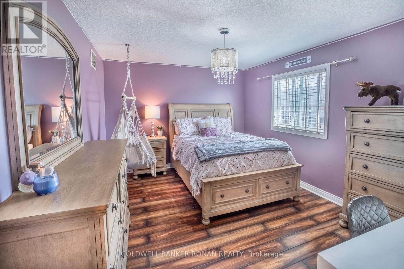 11 SHEPHARD AVENUE - 23