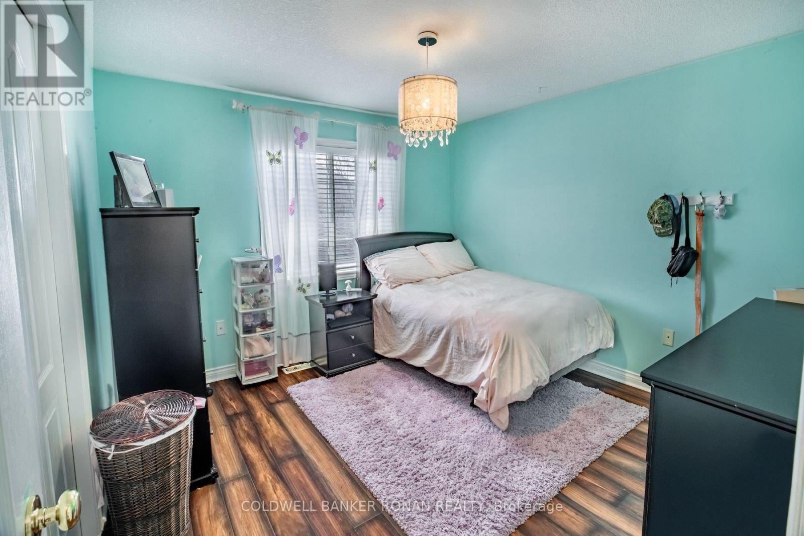 11 SHEPHARD AVENUE - 24