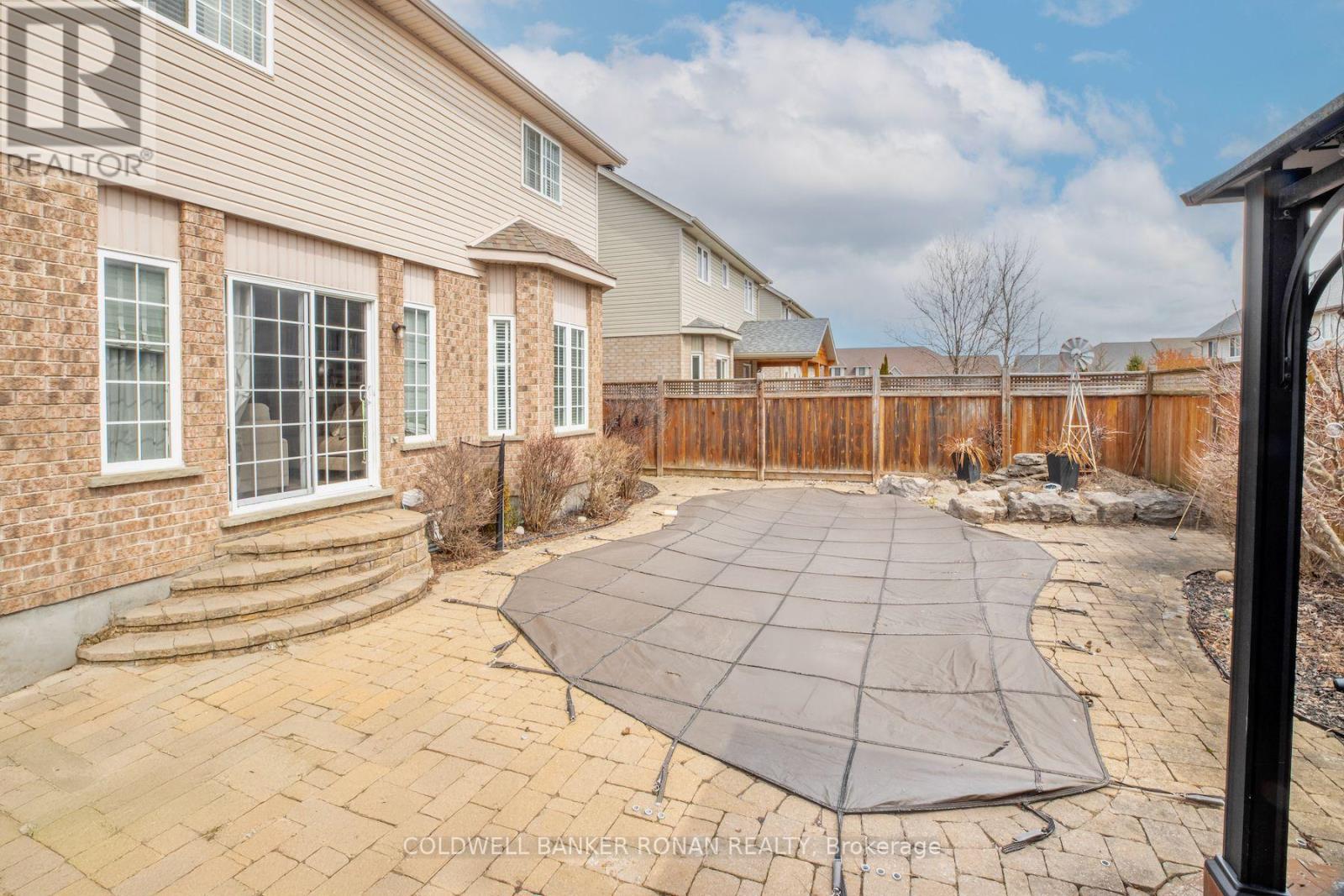 11 SHEPHARD AVENUE - 34