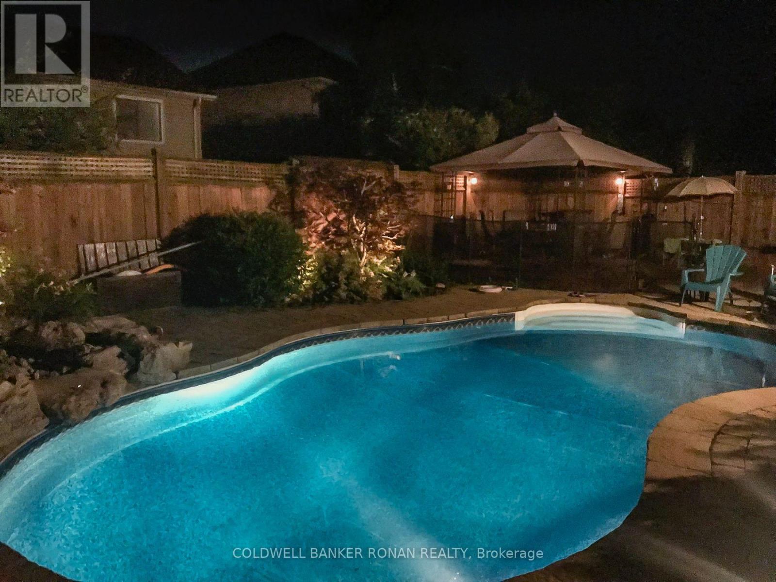 11 SHEPHARD AVENUE - 38