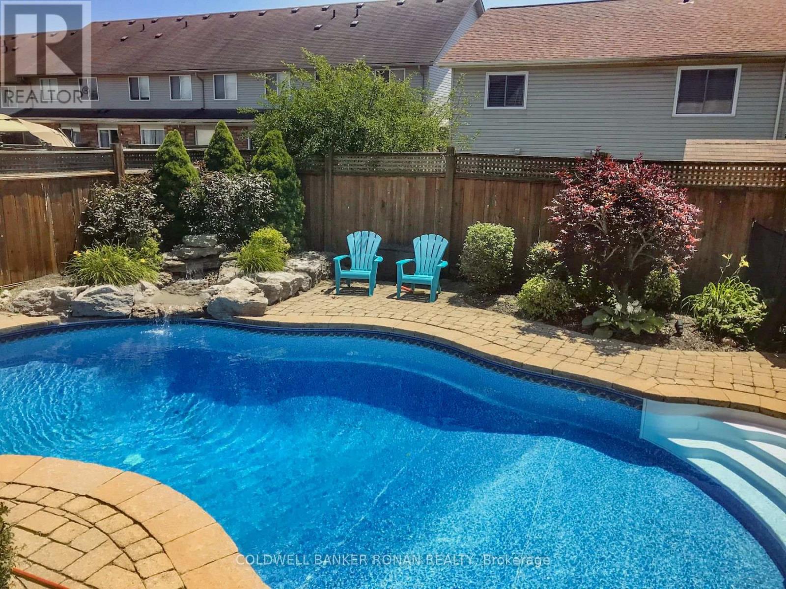 11 SHEPHARD AVENUE - 39