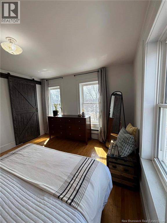 116 EASTWOOD DRIVE - 24