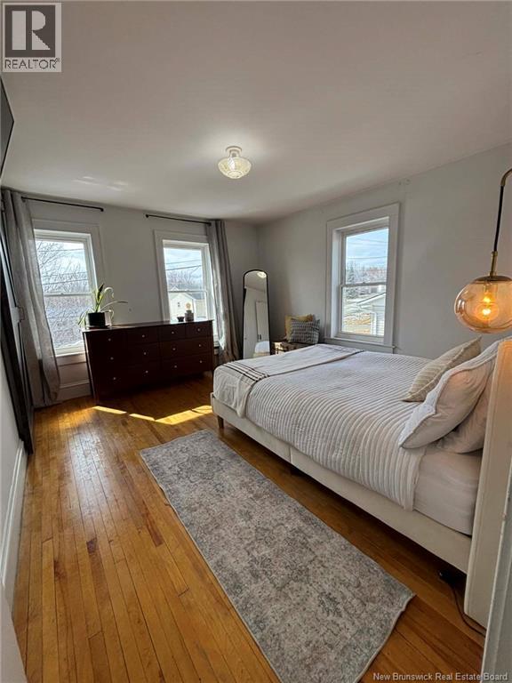 116 EASTWOOD DRIVE - 23