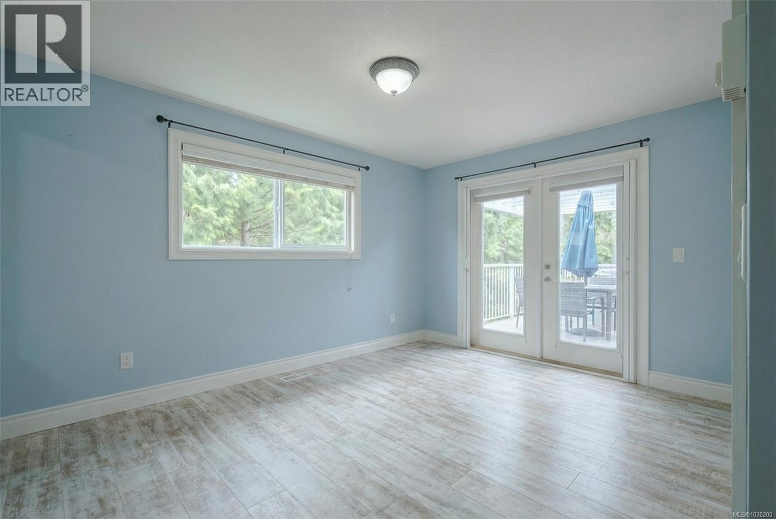 #11 606 FARRELL RD - 21