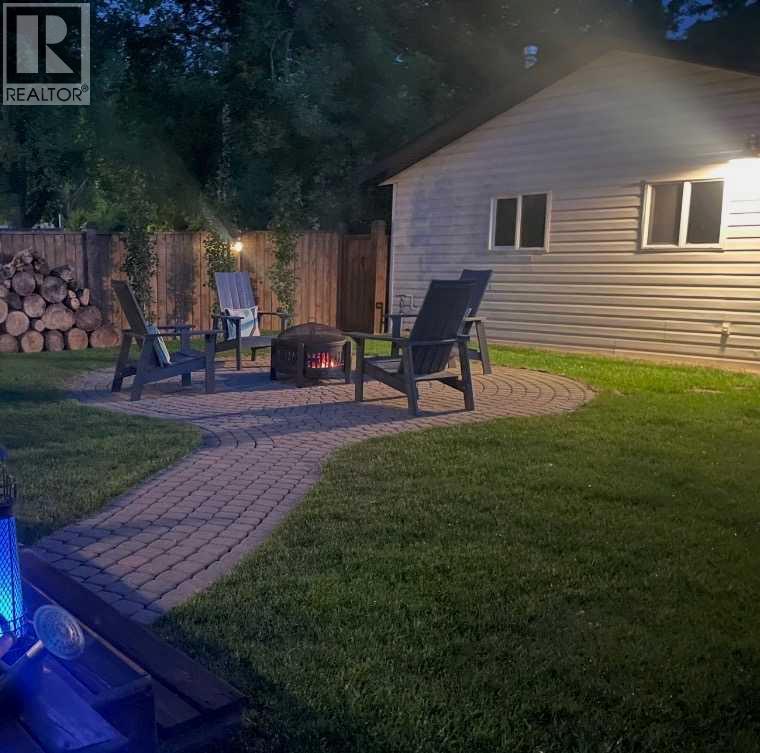 5008 42 Street, Sylvan Lake