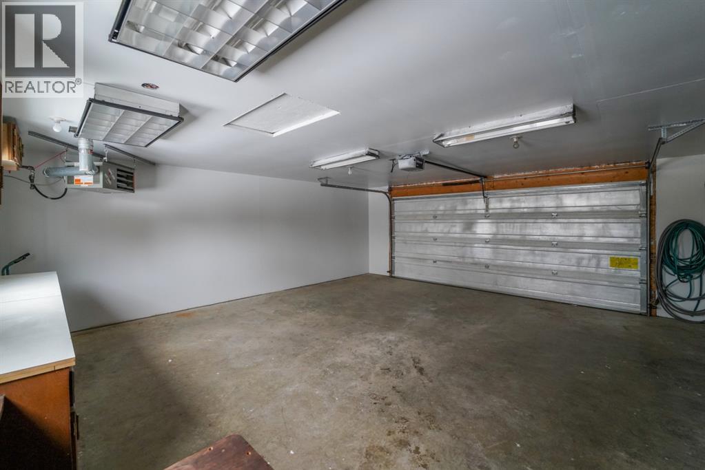 5008 42 Street, Sylvan Lake