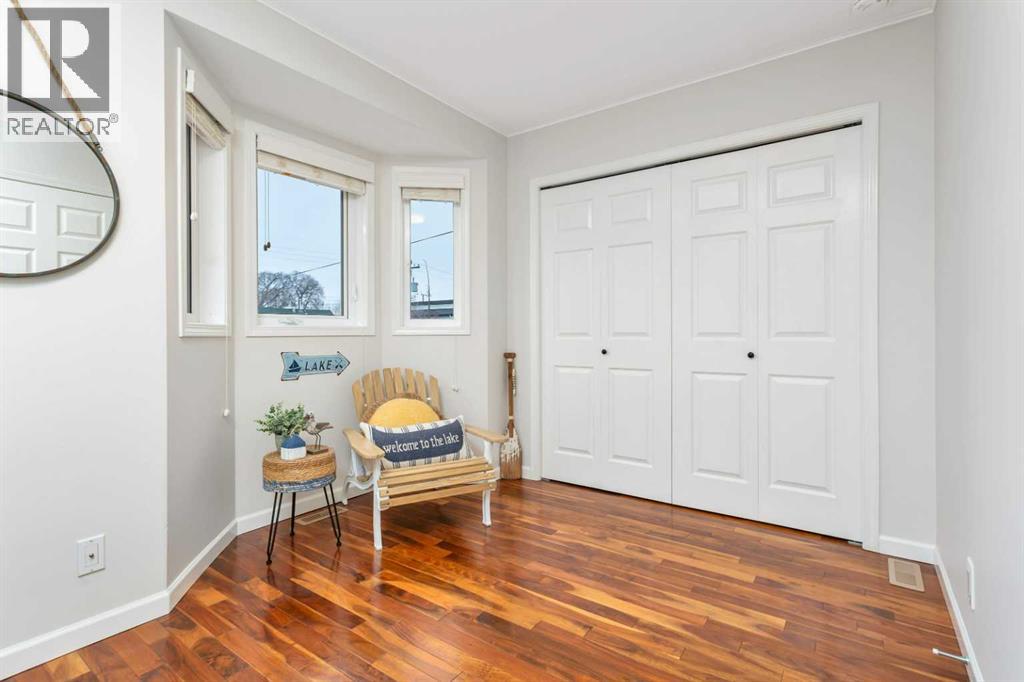 5008 42 Street, Sylvan Lake