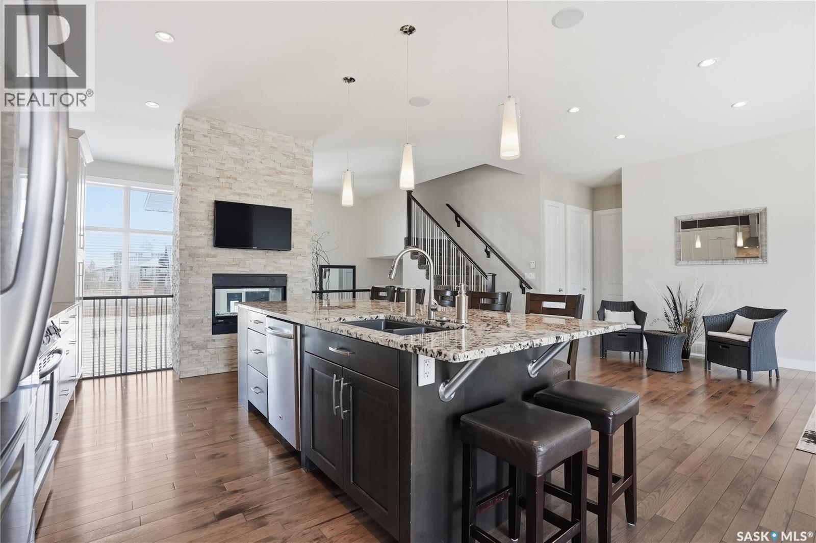 Single Family House Bi-level for Sale in  Pohorecky CRESCENT Saskatoon 