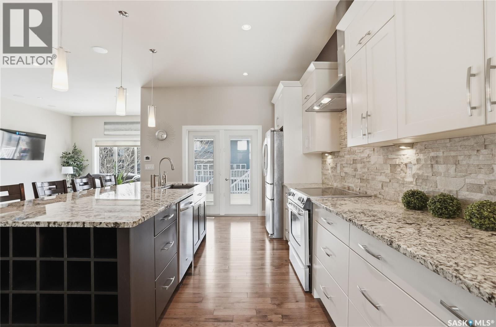 Single Family House Bi-level for Sale in  Pohorecky CRESCENT Saskatoon 