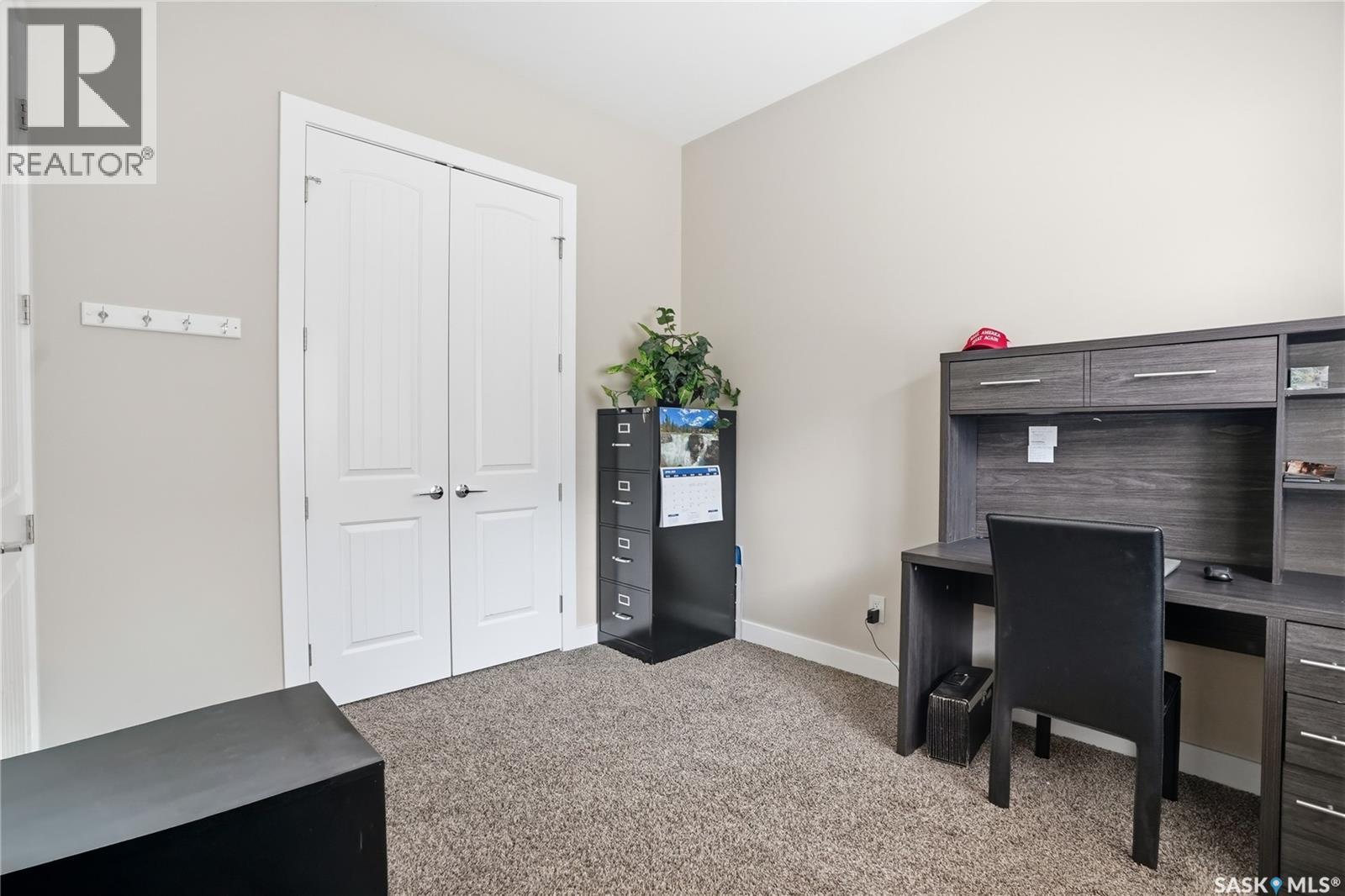 Single Family House Bi-level for Sale in  Pohorecky CRESCENT Saskatoon 