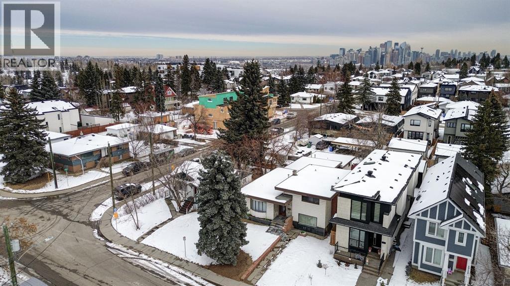 Single Family House 4 Level for Sale in   Street SW Shaganappi Calgary 