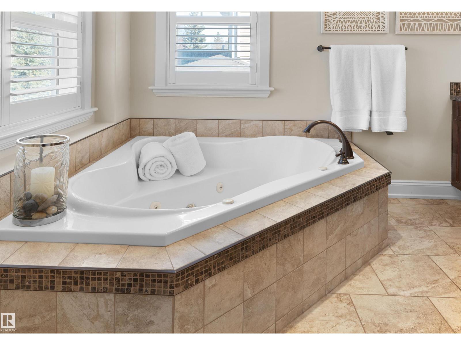 10419 139 ST NW, Edmonton