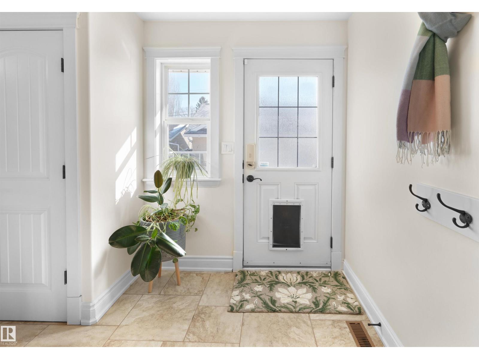 10419 139 ST NW, Edmonton