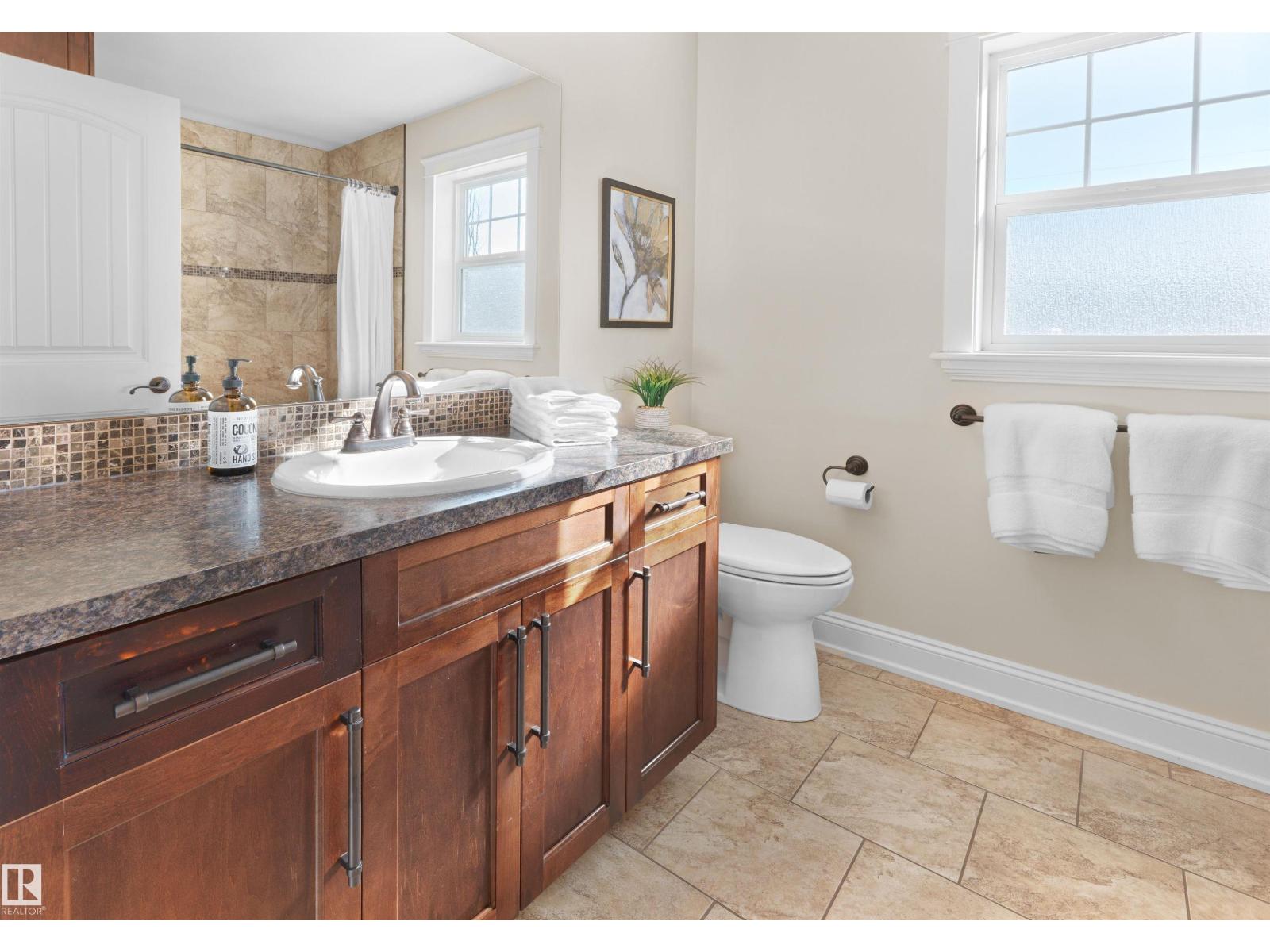 10419 139 ST NW, Edmonton