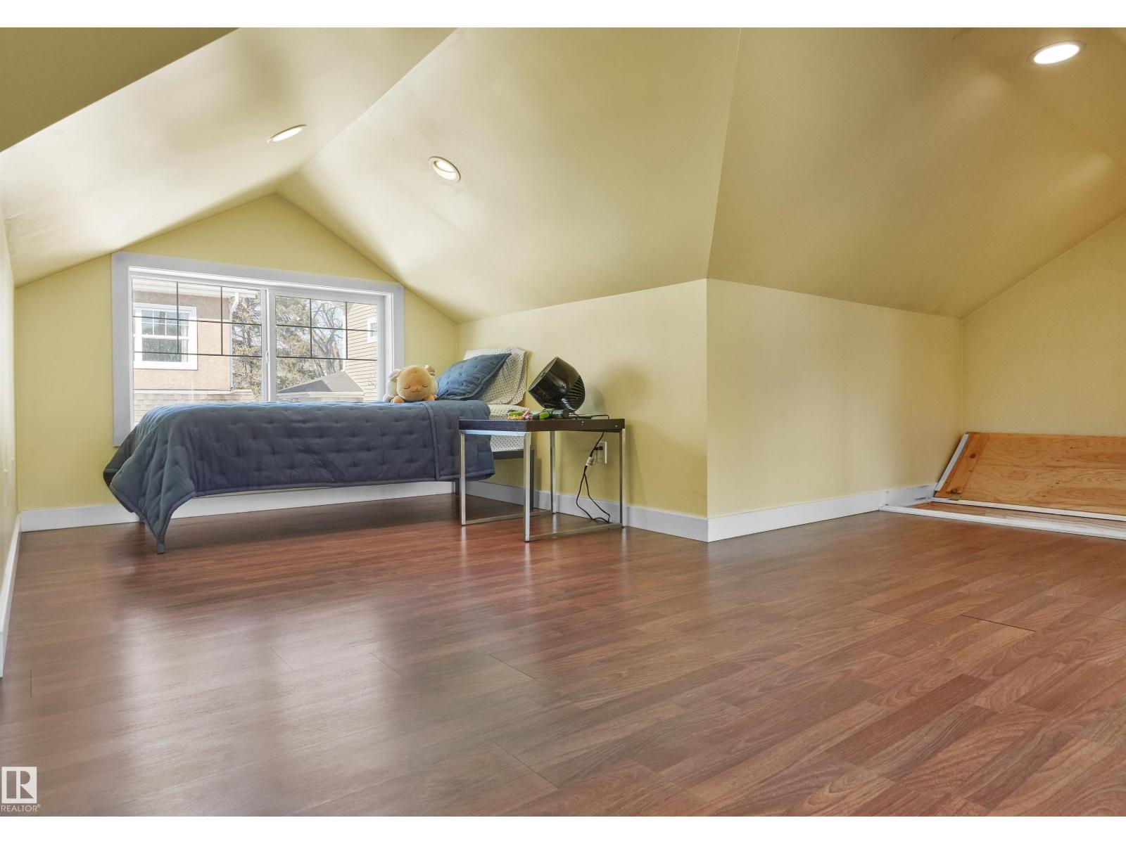 10419 139 ST NW, Edmonton