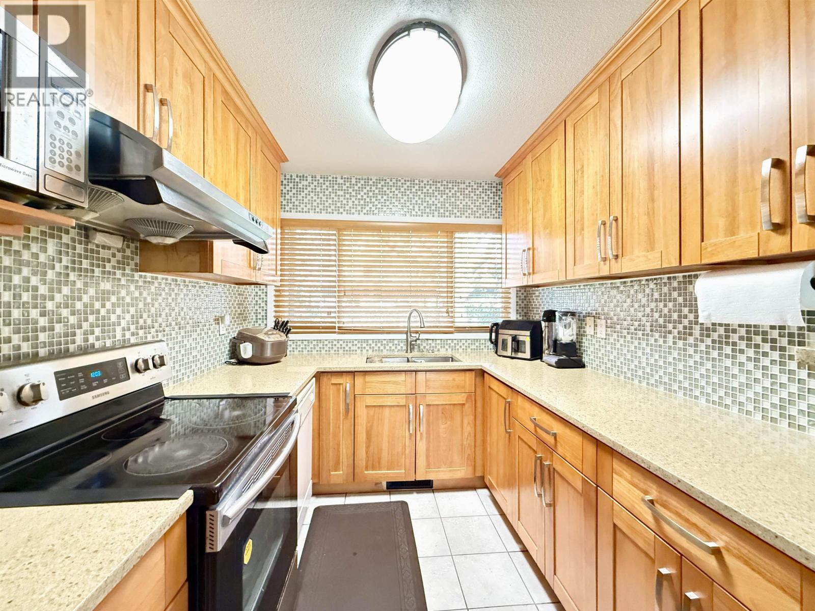 #27-10011 SWINTON Crescent, Richmond