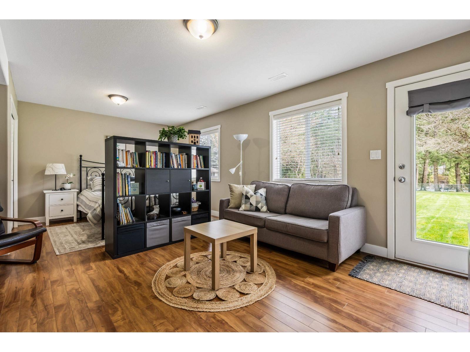 295 FORREST CRESCENT, Hope, Hope