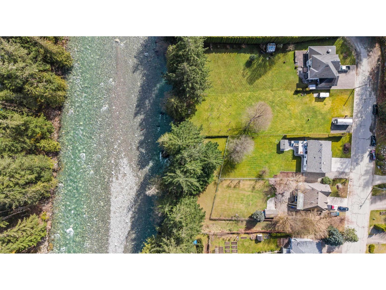 295 FORREST CRESCENT, Hope, Hope