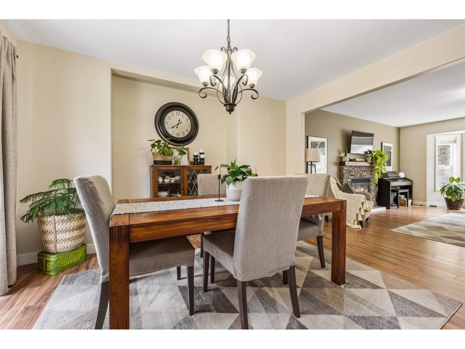 295 FORREST CRESCENT, Hope, Hope