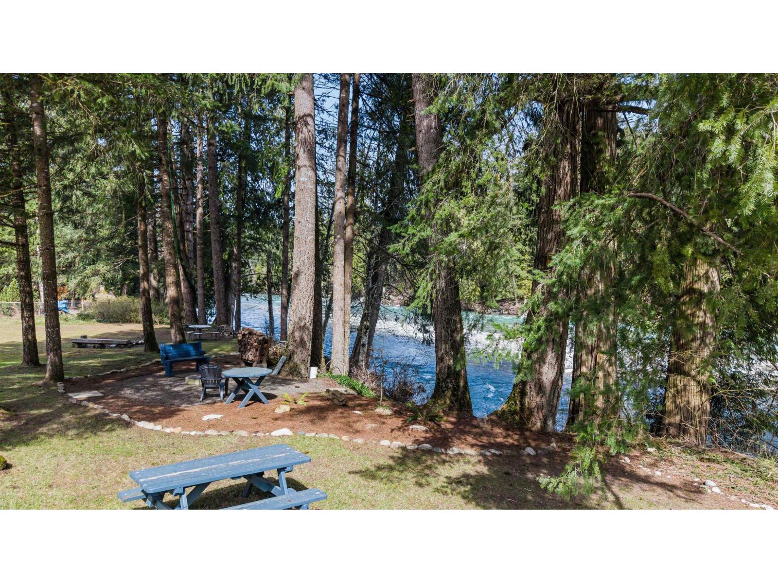 295 FORREST CRESCENT, Hope, Hope