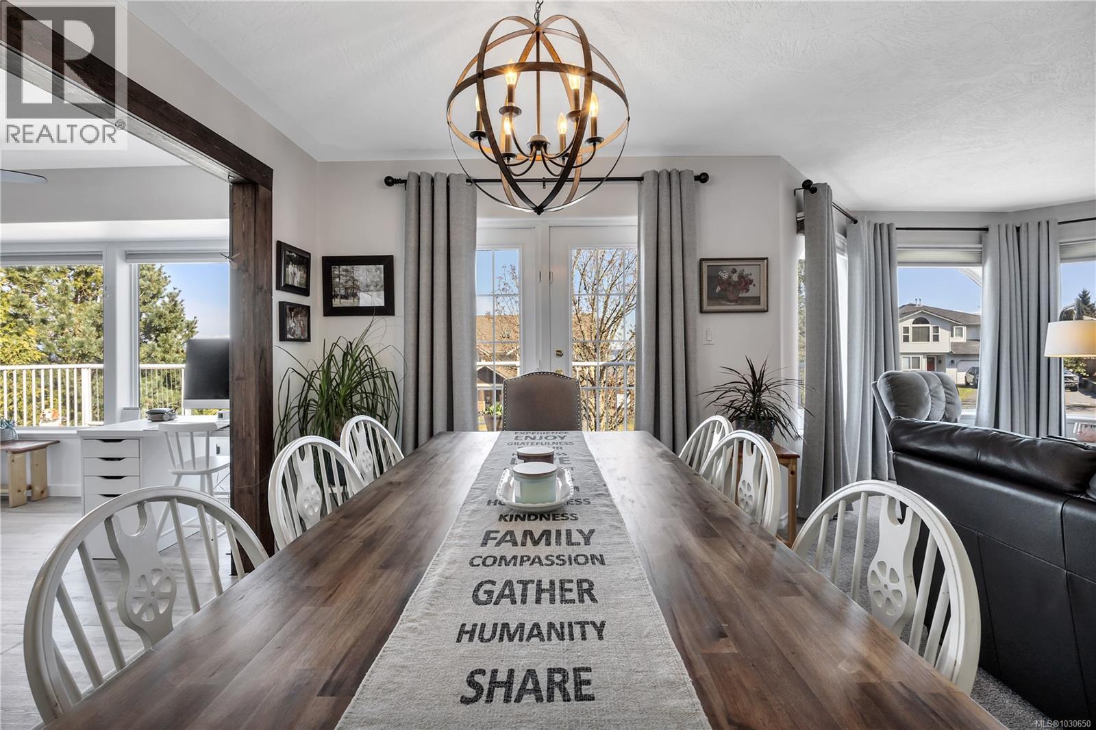 402 Tassin Pl, Ladysmith