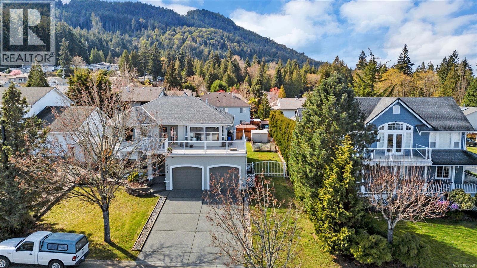 402 Tassin Pl, Ladysmith