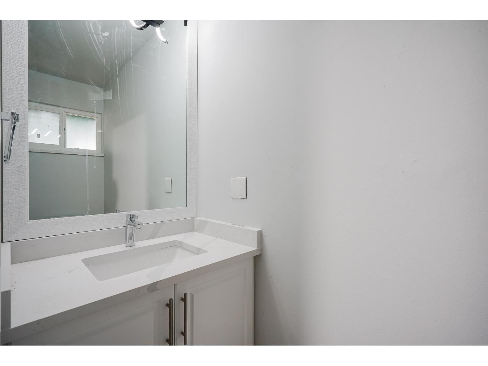 32382-32384 BRANT AVENUE, Mission