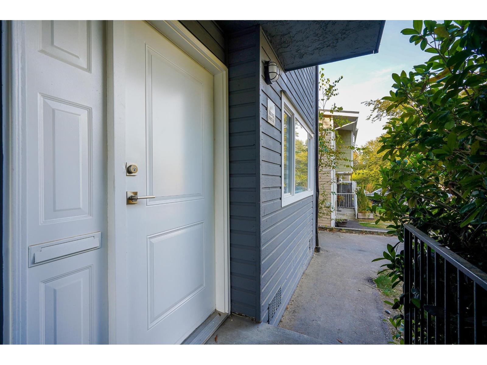 32382-32384 BRANT AVENUE, Mission
