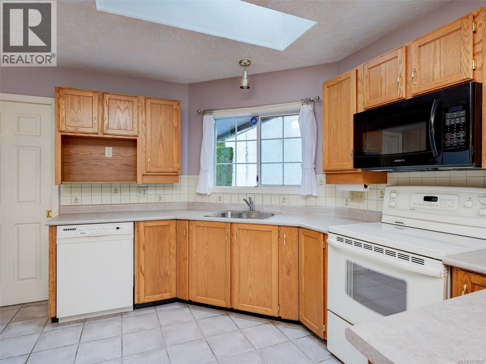 4689 SCOTTSWOOD PL - 7