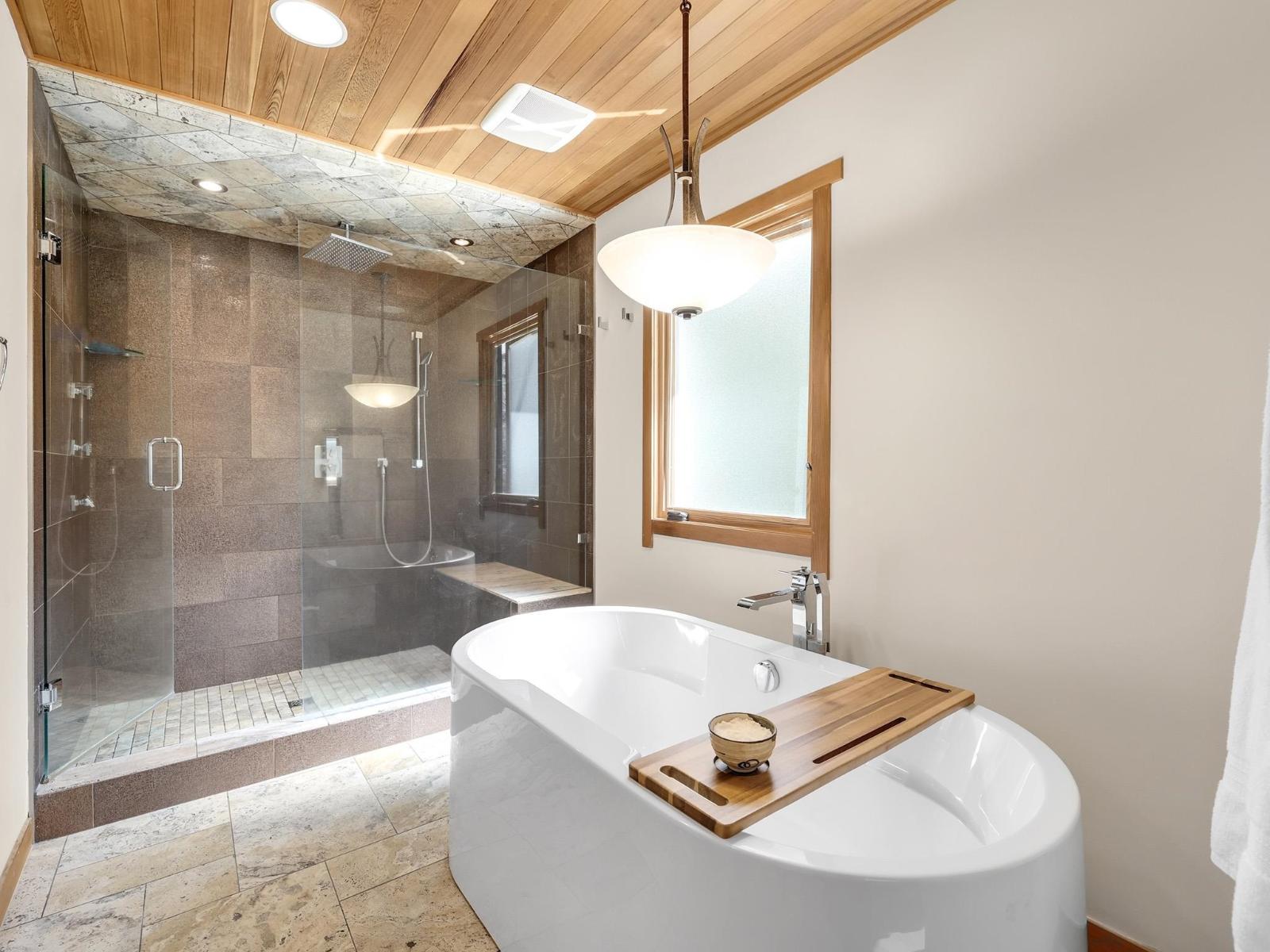 21004 43 AVENUE, Langley