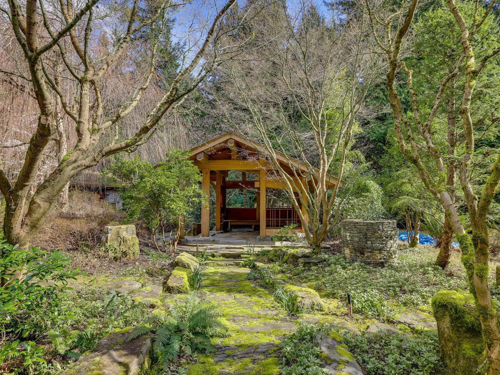 21004 43 AVENUE, Langley