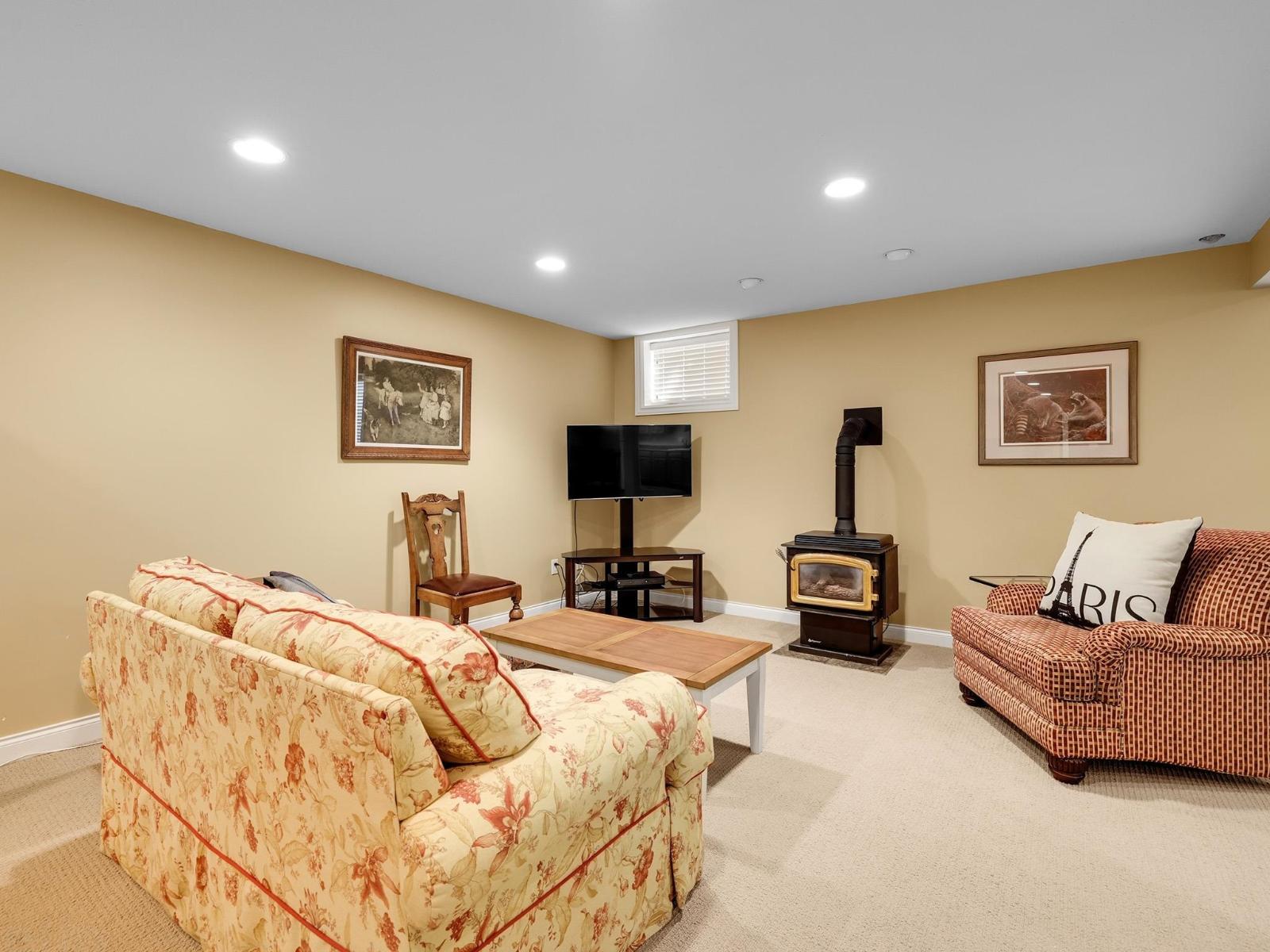 21004 43 AVENUE, Langley