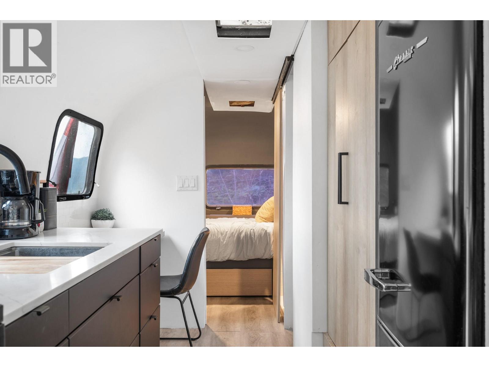  6474 Deer Run Road, Magna Bay