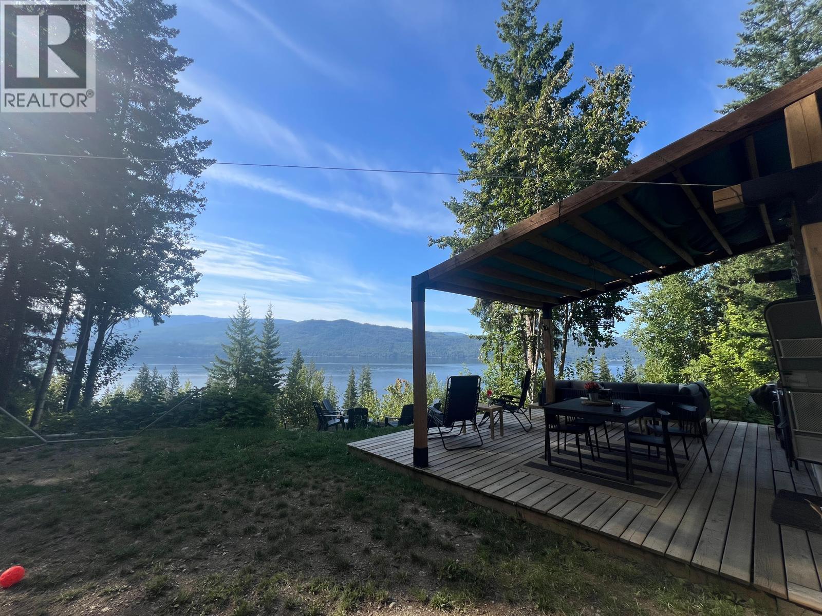  6474 Deer Run Road, Magna Bay