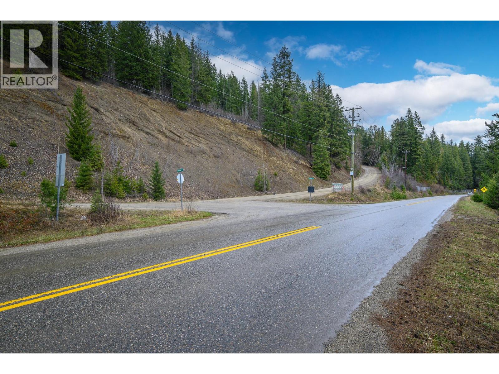  6474 Deer Run Road, Magna Bay