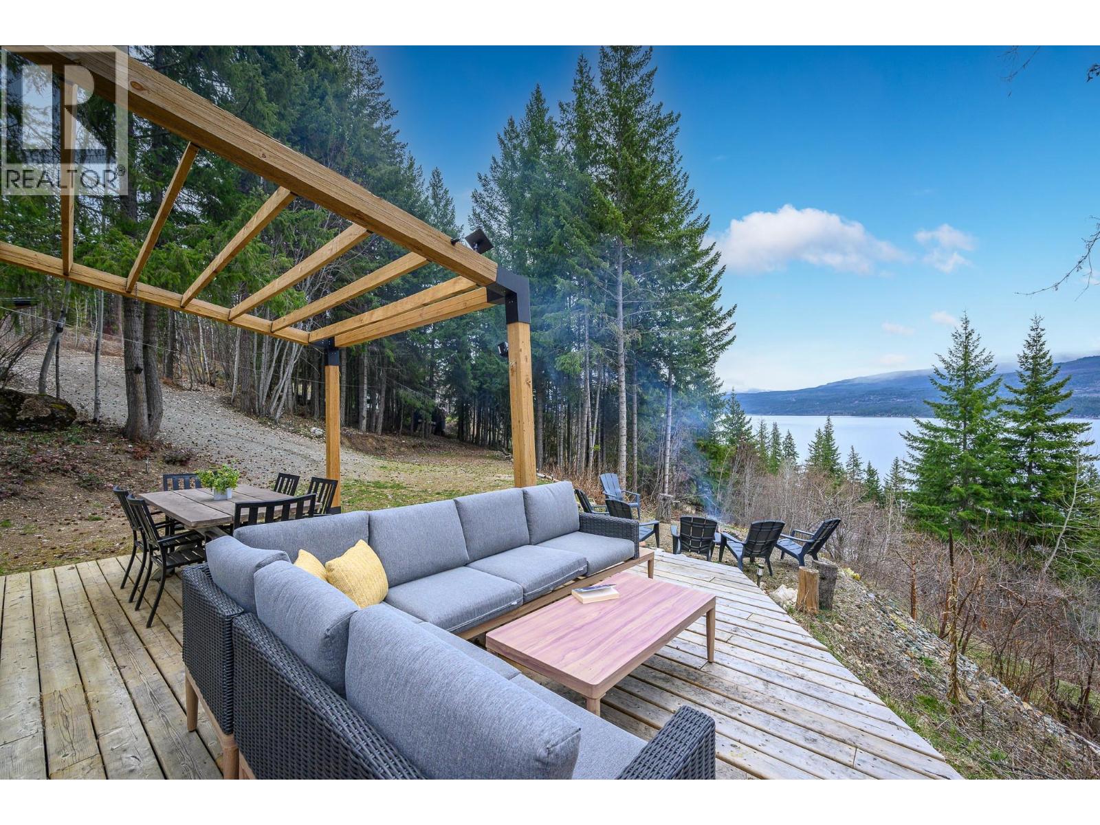  6474 Deer Run Road, Magna Bay