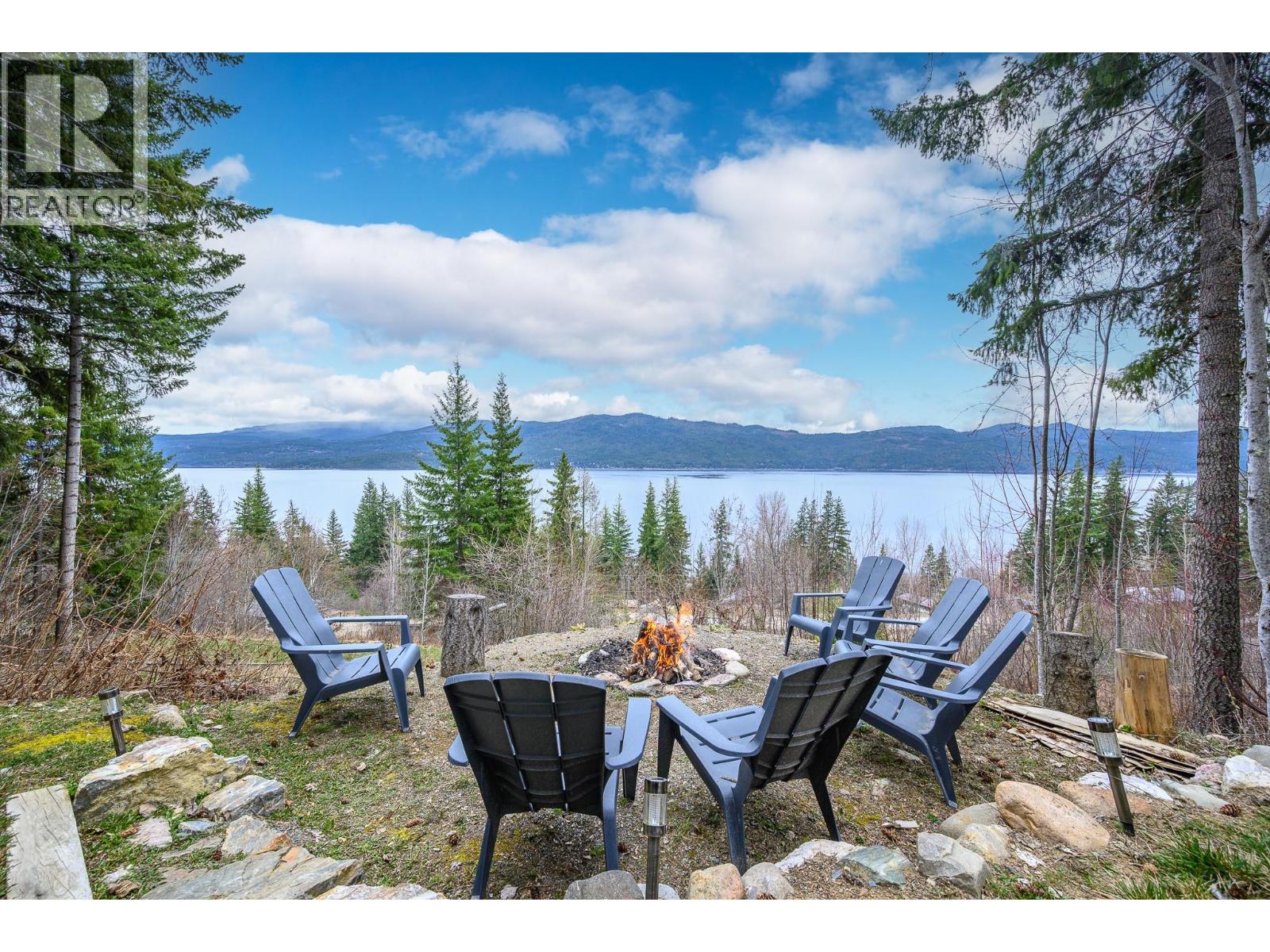  6474 Deer Run Road, Magna Bay