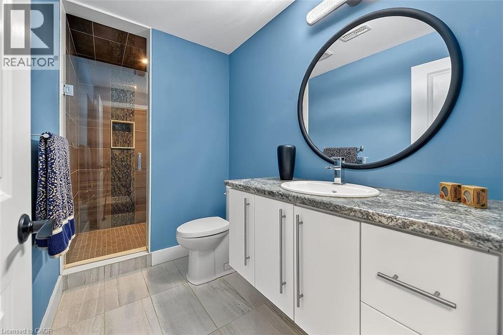 24 CHESTNUT Drive - 33