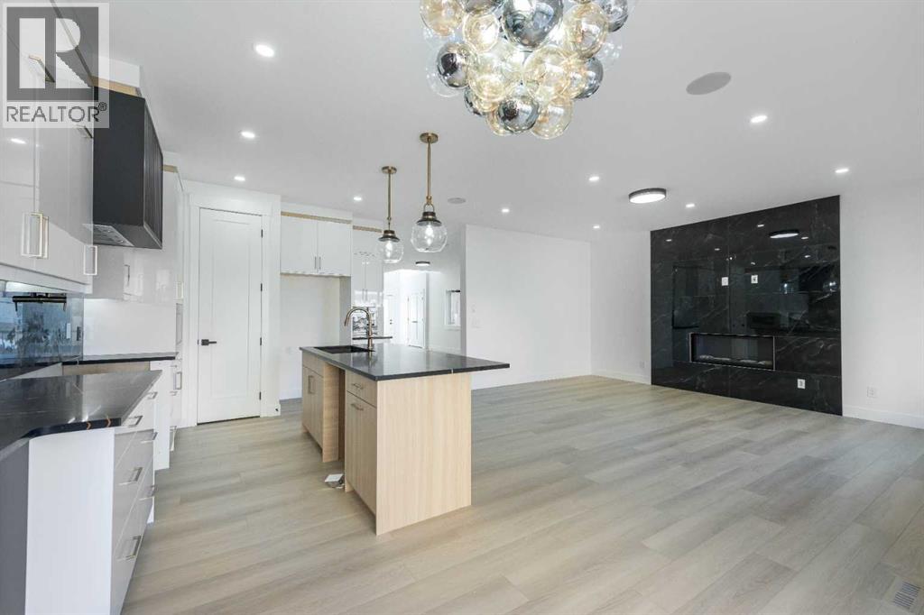 Single Family House for Sale in  Saddlecrest Link NE Saddle Ridge Calgary 