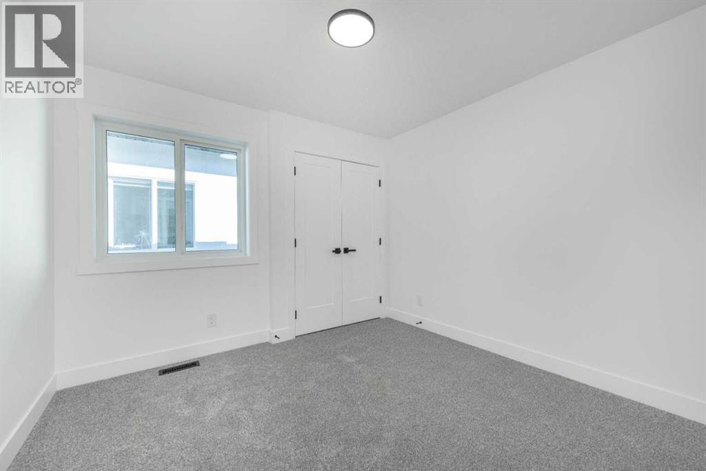 Single Family House for Sale in  Saddlecrest Link NE Saddle Ridge Calgary 