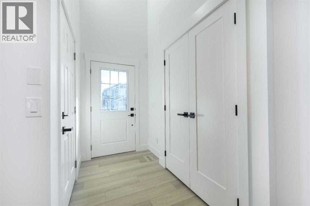 Single Family House for Sale in  Saddlecrest Link NE Saddle Ridge Calgary 