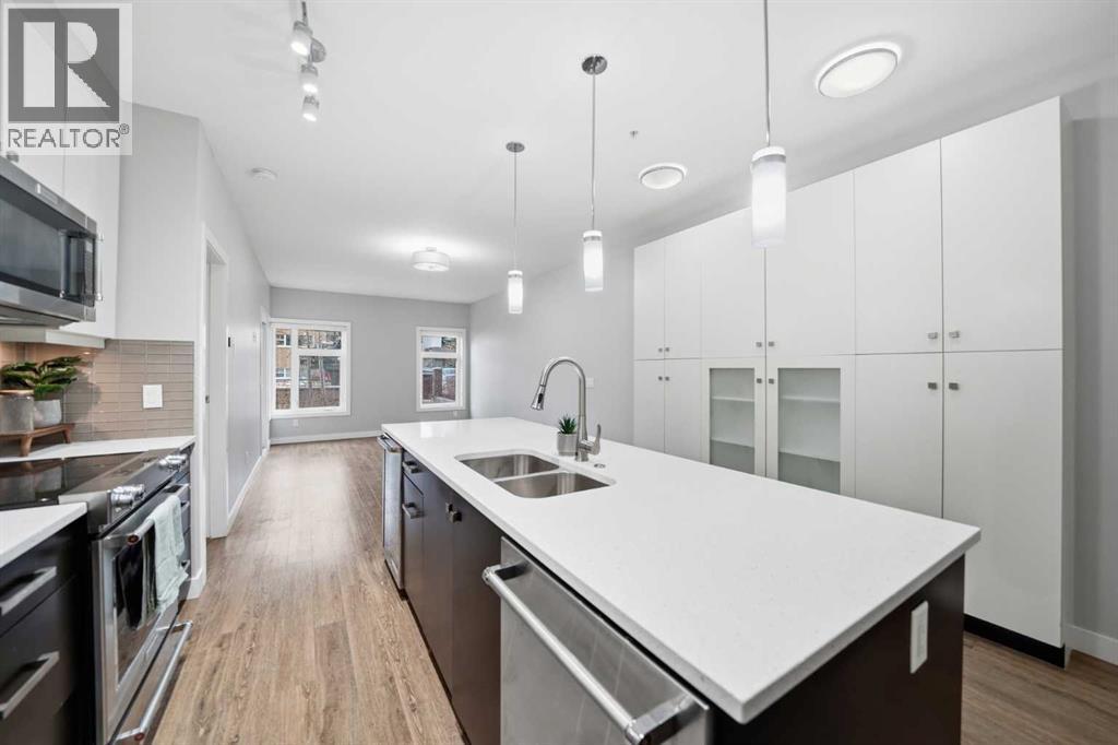 Single Family House for Sale in    Street SW Lower Mount Royal Calgary 