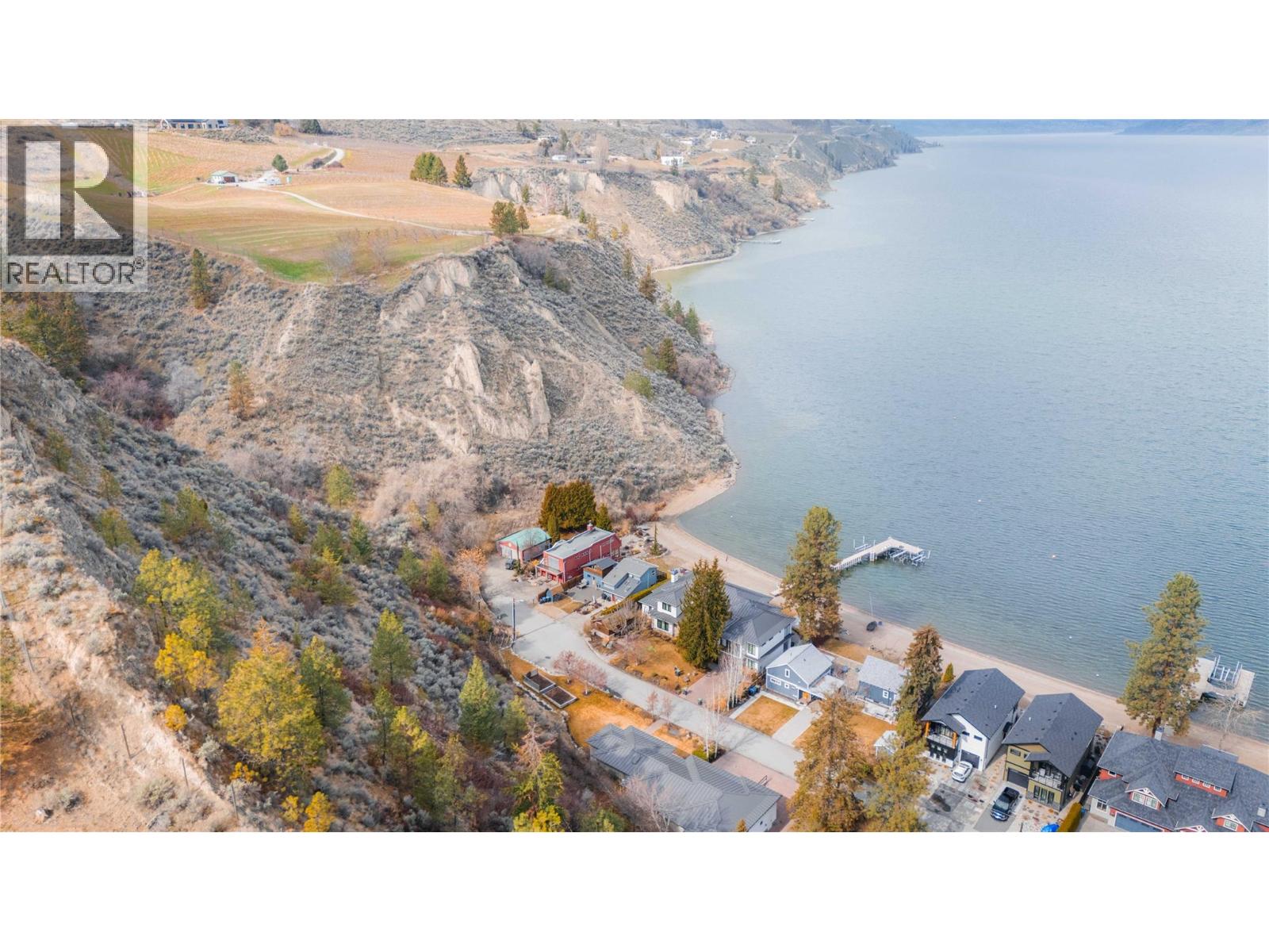 19279 Lakeshore Drive N, Summerland