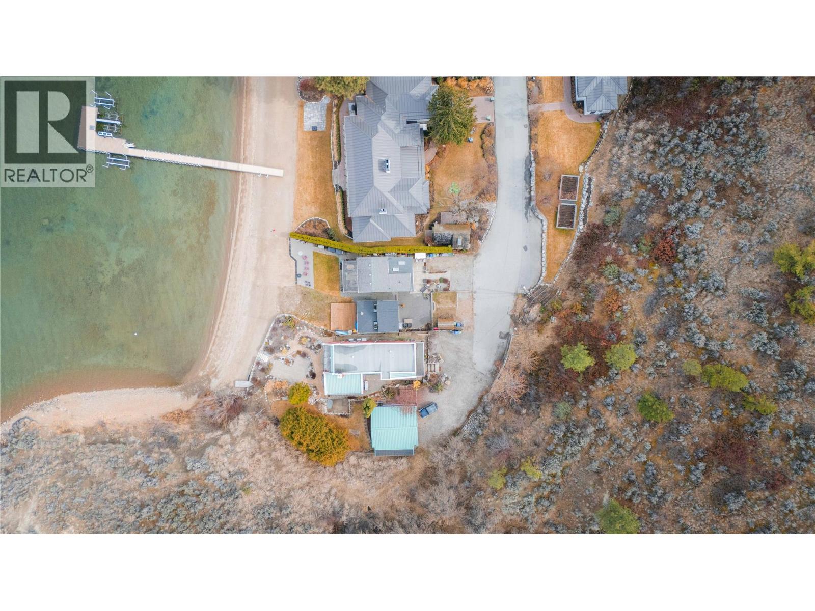 19279 Lakeshore Drive N, Summerland